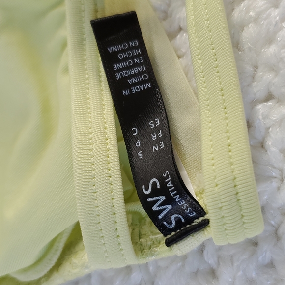 Stitches Bralette: Pale Spring Yellow Strappy Lace - Picture 4 of 4